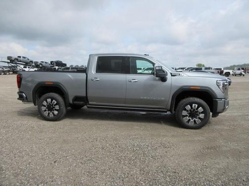 2025 GMC Sierra 2500 Denali