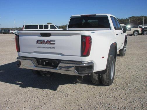 2026 GMC Sierra 3500 Pro