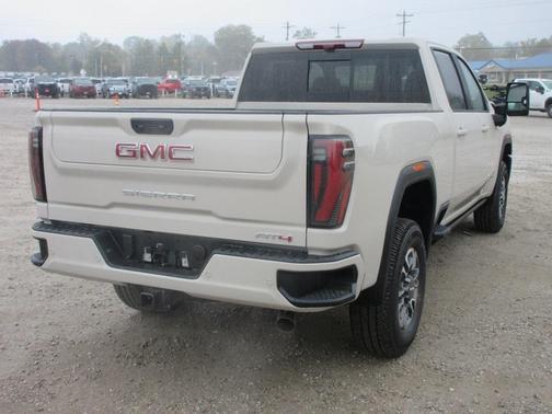 2026 GMC Sierra 2500 AT4