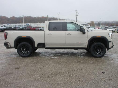 2026 GMC Sierra 2500 AT4