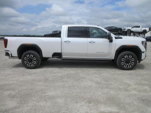 2025 GMC Sierra 3500 Denali Ultimate