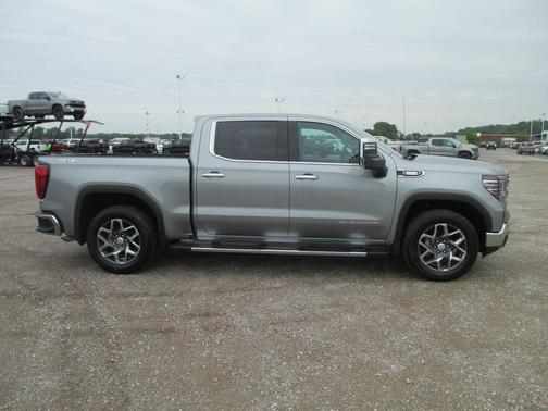Sterling 2026 GMC Sierra 1500 SLT