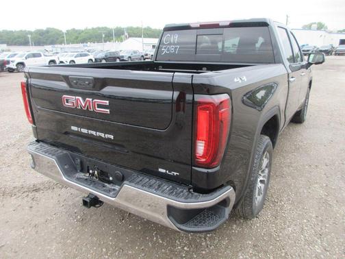 Onyx Black 2026 GMC Sierra 1500 SLT
