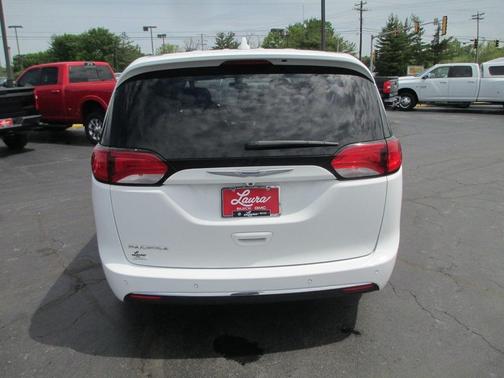 2018 Chrysler Pacifica Touring Plus