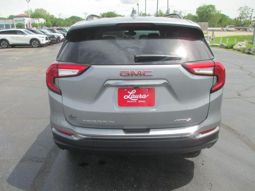 Sterling 2023 GMC Terrain AT4