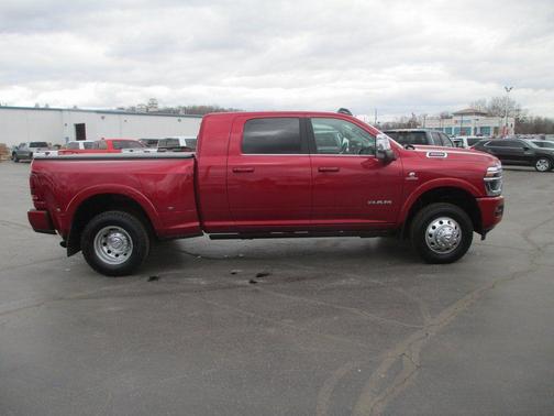 2026 RAM 3500 Limited
