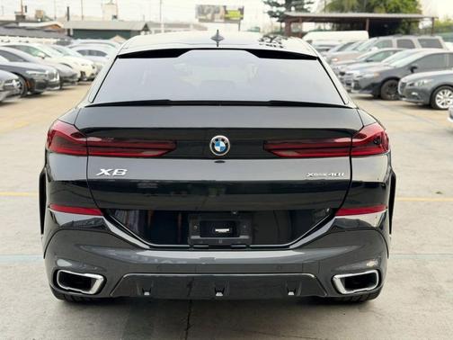 Black Sapphire Metallic 2022 BMW X6 xDrive40i