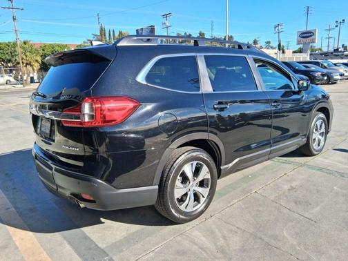 2020 Subaru Ascent Premium 8-Passenger