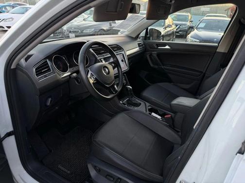 2020 Volkswagen Tiguan 2.0T SE