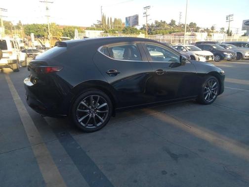 2019 Mazda Mazda3 FWD w/Preferred Package