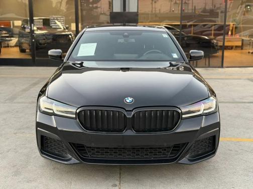 Black Sapphire Metallic 2021 BMW 530 530i