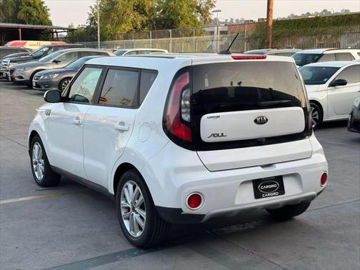 2019 Kia Soul +