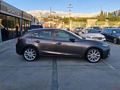 2017 Mazda Mazda3 Touring