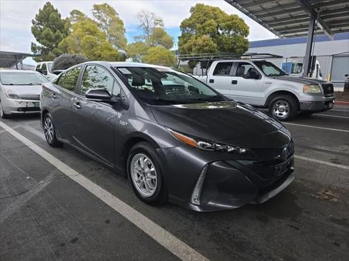 2021 Toyota Prius Prime XLE
