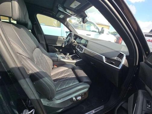 Carbon Black Metallic 2023 BMW X5 xDrive40i