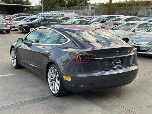2018 Tesla Model 3 Long Range