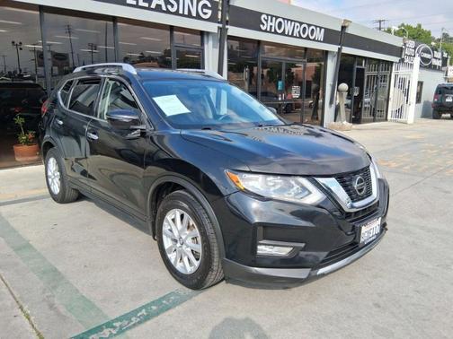 2018 Nissan Rogue SV