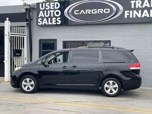 2014 Toyota Sienna LE