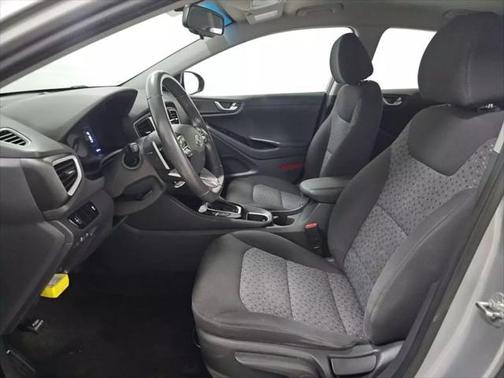 2019 Hyundai IONIQ Plug-In Hybrid Base