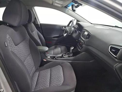 2019 Hyundai IONIQ Plug-In Hybrid Base
