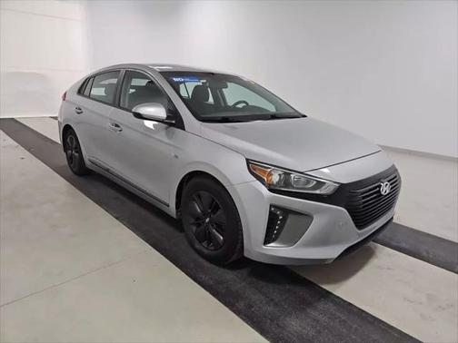 2019 Hyundai IONIQ Plug-In Hybrid Base