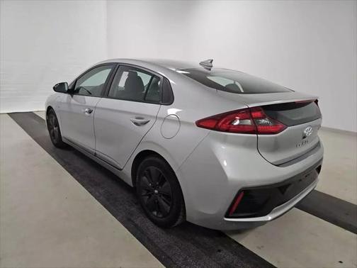 2019 Hyundai IONIQ Plug-In Hybrid Base
