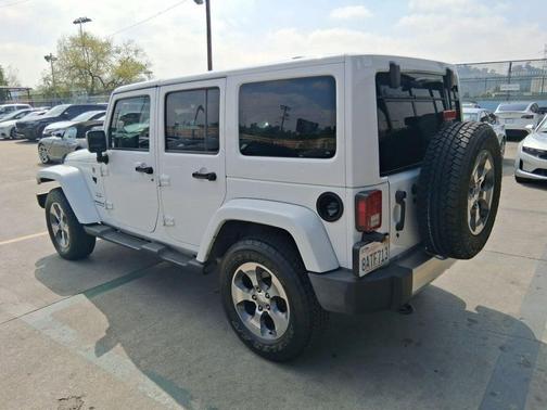 2017 Jeep Wrangler Unlimited Sahara
