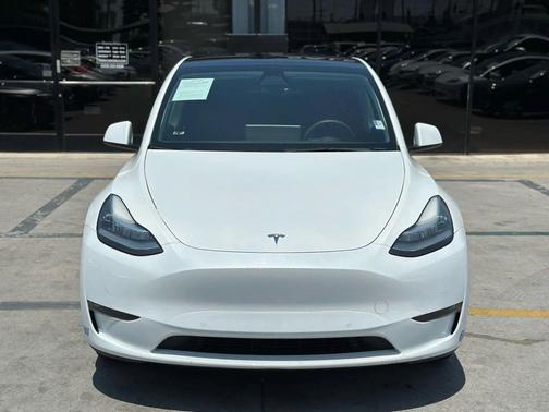 2021 Tesla Model Y Long Range Dual Motor All-Wheel Drive