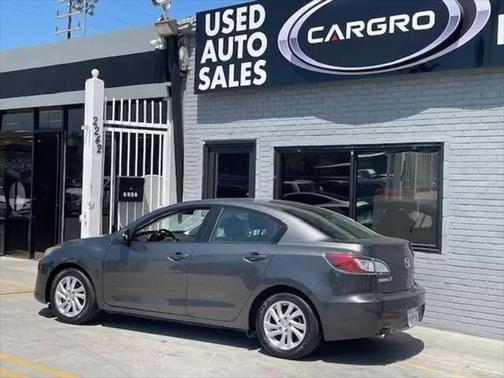 2012 Mazda Mazda3 i Touring