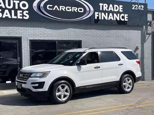 2017 Ford Explorer Base