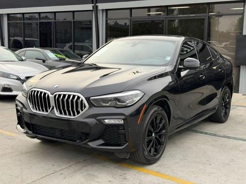 Black 2021 BMW X6 sDrive40i