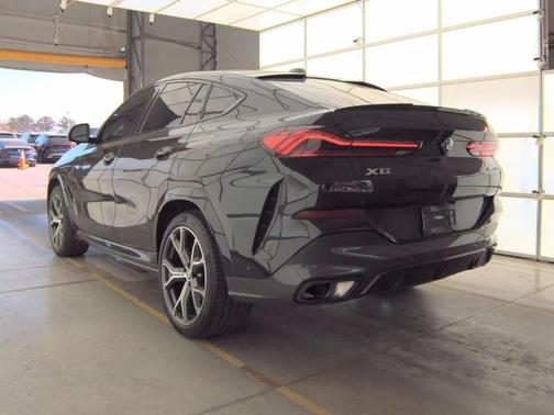 Black Sapphire Metallic 2024 BMW X6 xDrive40i