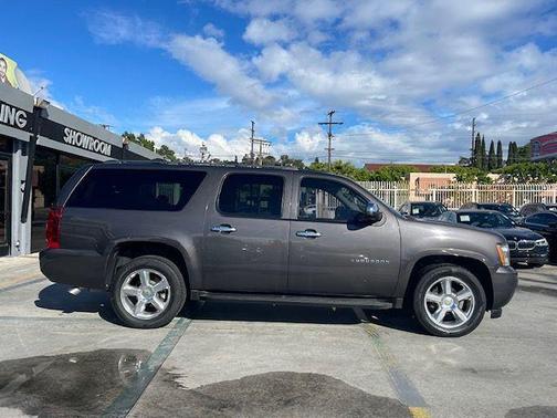 2011 Chevrolet Suburban 1500 LS
