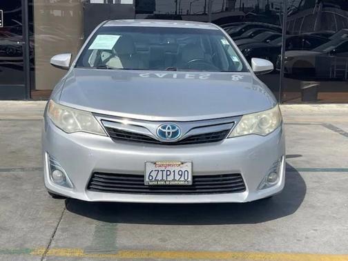 2013 Toyota Camry Hybrid XLE