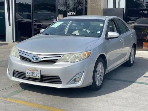 2013 Toyota Camry Hybrid XLE