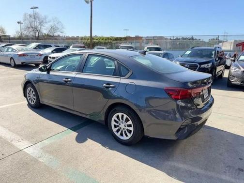 2023 Kia Forte LX