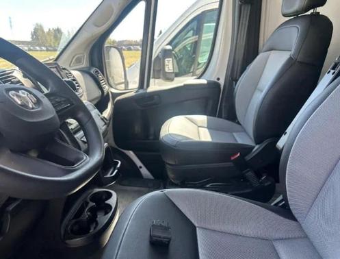 Bright White Clearcoat 2025 RAM ProMaster 2500 Tradesman