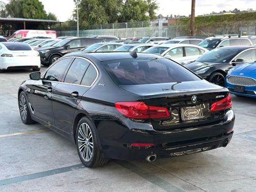 2018 BMW 530e xDrive iPerformance