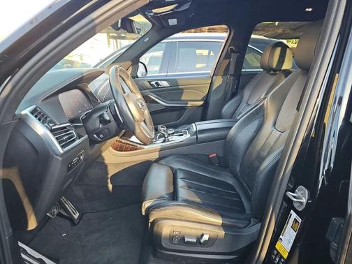 2020 BMW X7 xDrive40i