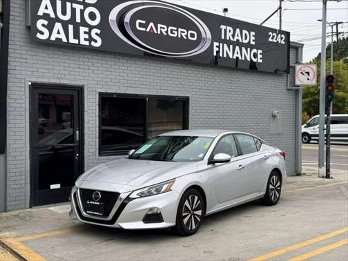 2021 Nissan Altima 2.5 SV