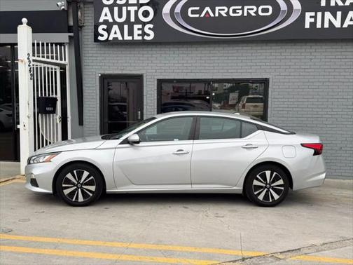 2021 Nissan Altima 2.5 SV