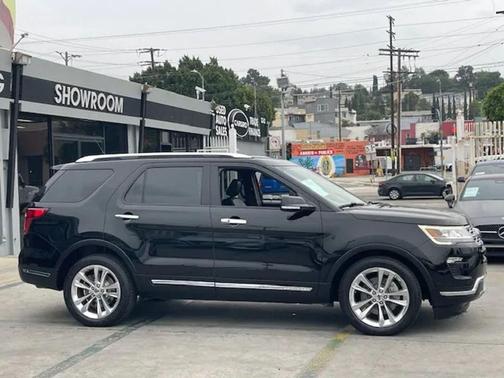 Shadow Black 2018 Ford Explorer Limited