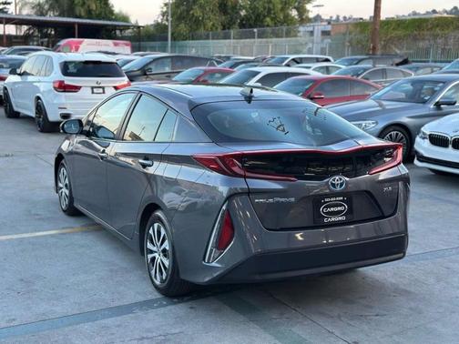 2021 Toyota Prius Prime XLE