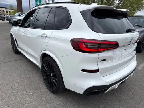 Alpine White 2022 BMW X5 M50i