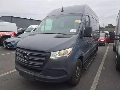 2019 Mercedes-Benz Sprinter 2500 Standard Roof