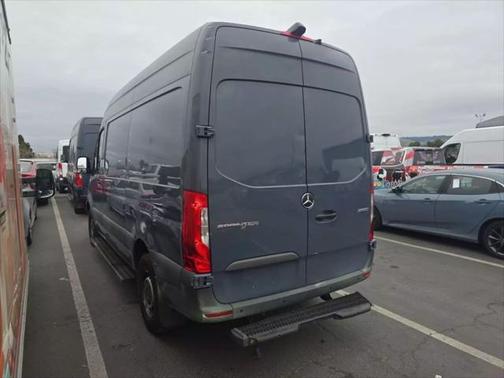 2019 Mercedes-Benz Sprinter 2500 Standard Roof