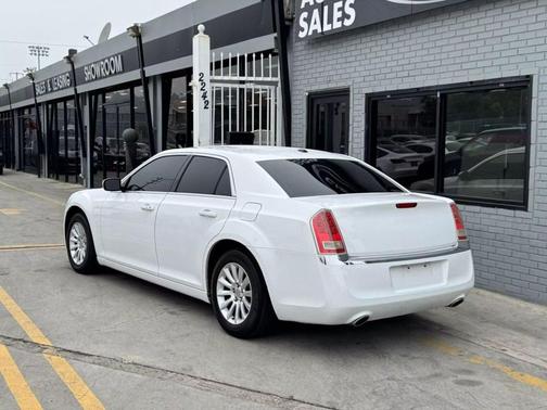 2014 Chrysler 300 S