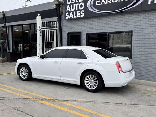 2014 Chrysler 300 S