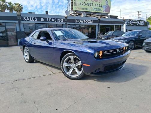 2015 Dodge Challenger SXT