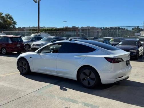 2020 Tesla Model 3 Standard Range